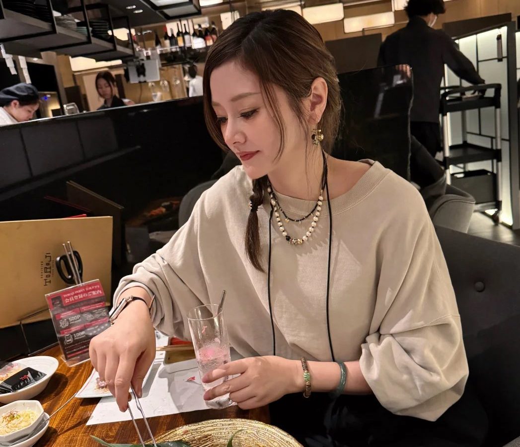 爱上海怎么设置个人主页 · 国际生活场景