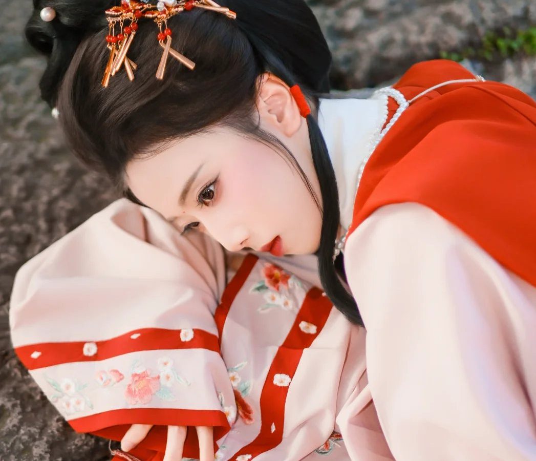 资讯栏目怎么提建议 · 国际生活场景